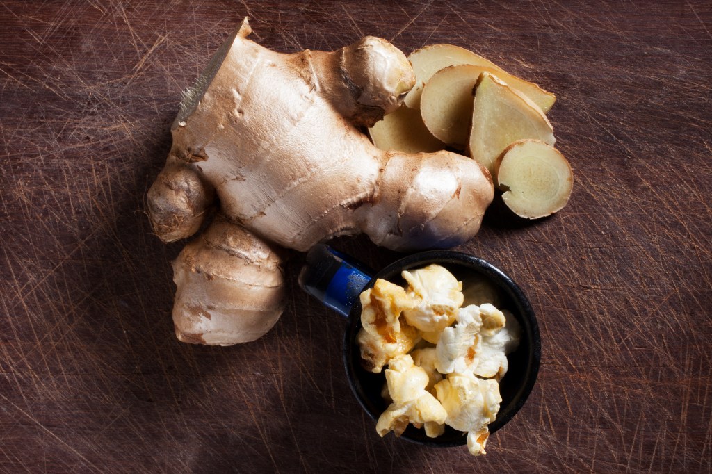 Pipoca com gengibre para acelerar o metabolismo