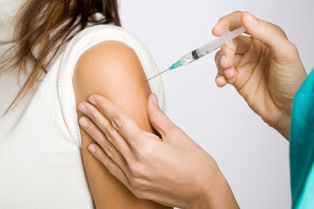 Você sabia que algumas alergias podem ser prevenidas por meio de vacinas?