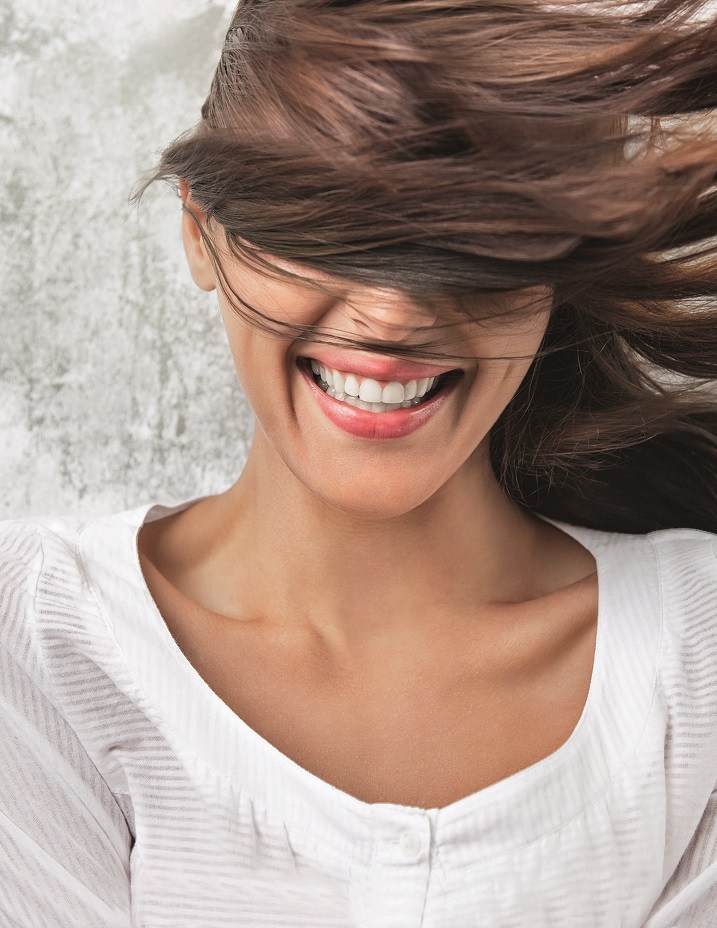 Saiba por que o stress pode afetar a saúde do seu cabelo – e drible o problema
