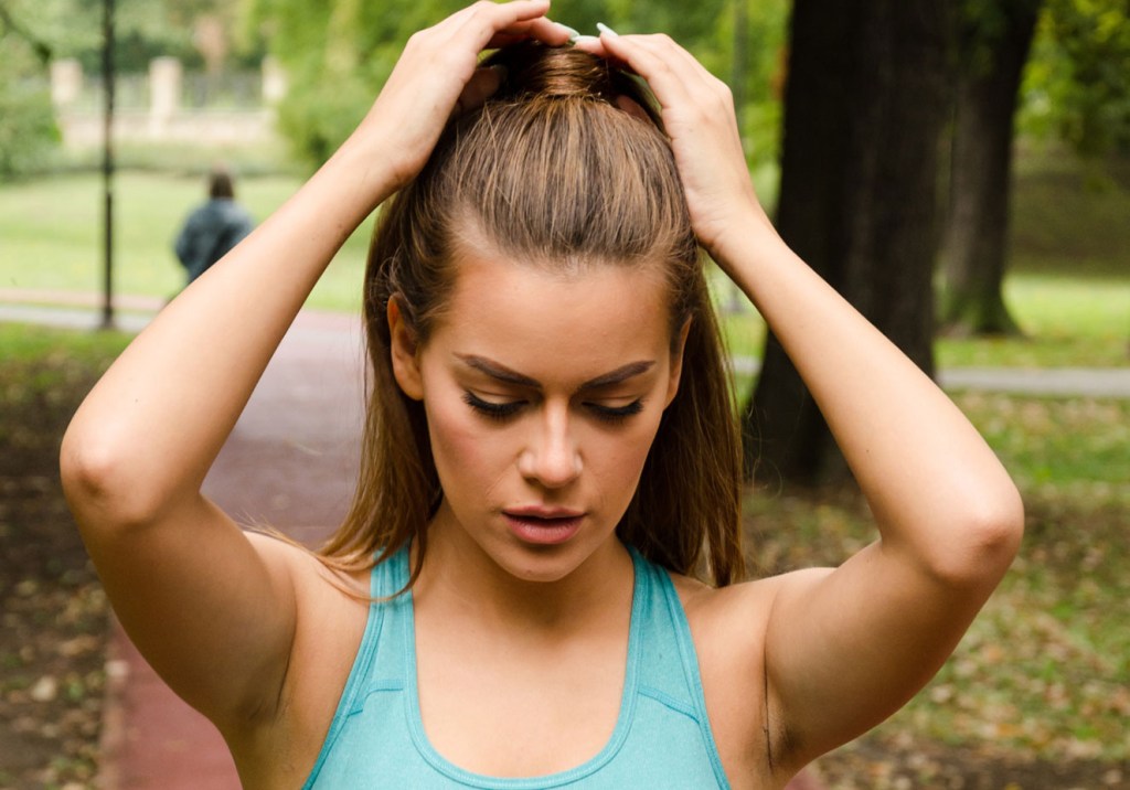 3 penteados de academia que podem prejudicar o cabelo