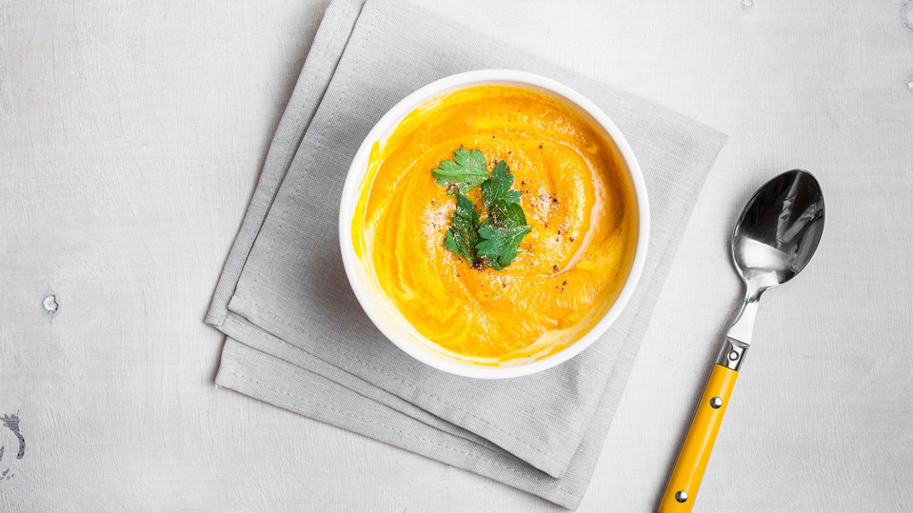 Sopa de abóbora com gengibre