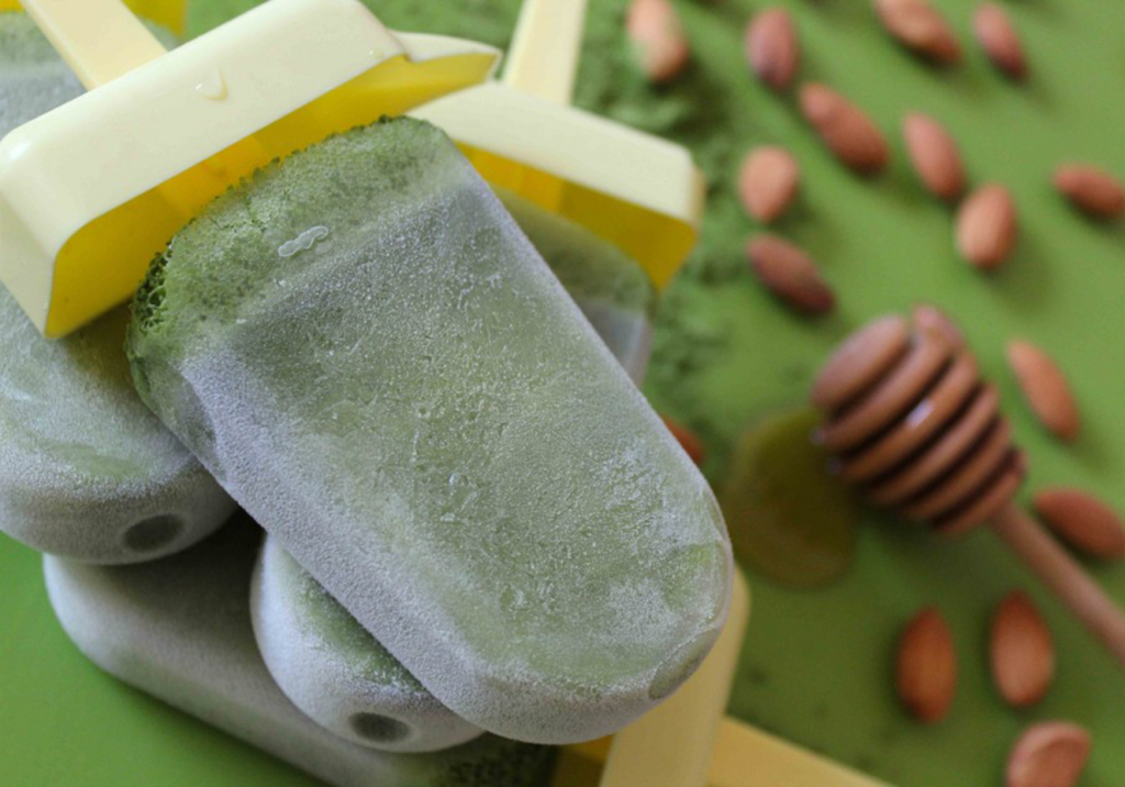Picolé de Matchá para fazer em casa. Aprenda