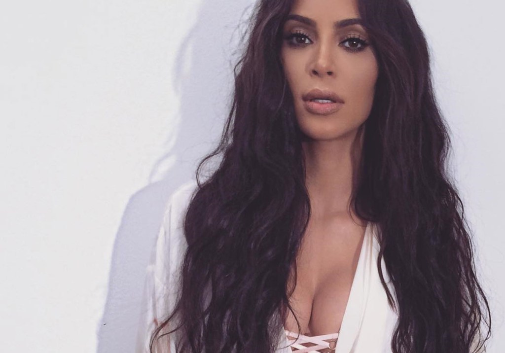 Spider lashes é a nova tendência de beleza que está bombando entre as famosas