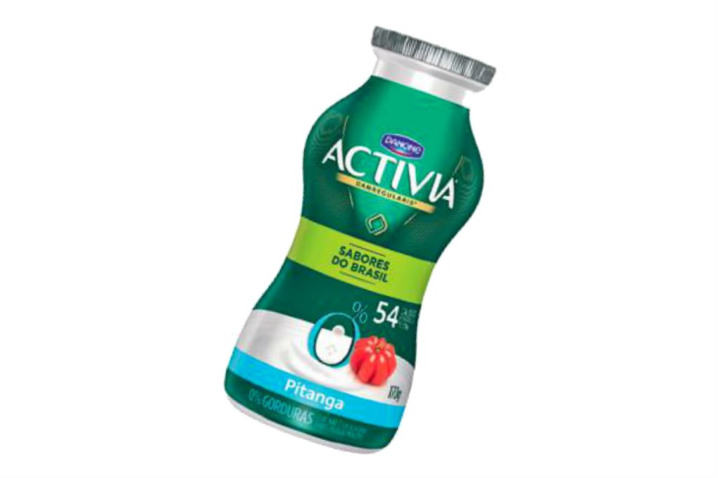 <span style="font-weight:400;">O iogurte de pitanga faz parte da nova linha Sabores do Brasil, da Activia. Ado&ccedil;ado com sucralose e zero gordura, cont&eacute;m 54 calorias na garrafinha (R$ 2,29, 170 g). Outras op&ccedil;&otilde;es: coco, jabuticaba e carambola. *</span><i><span style="font-weight:400;">Pre&ccedil;o pesquisado em maio de 2017</span></i><span style="font-weight:400;"> </span>