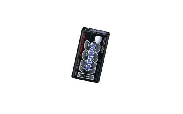 A Kiss Xtreme Frozen, da Mentos, é uma balinha de menta extraforte que vale por dez! E tem apenas 2 calorias (R$ 8 a latinha com 50 unidades).Preços pesquisados em outubro de 2016. A Kiss Xtreme Frozen, da Mentos, é uma balinha de menta extraforte que vale por dez! E tem apenas 2 calorias (R$ 8 a latinha com 50 unidades).Preços pesquisados em outubro de 2016.