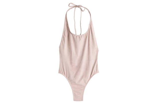 Com suede e elastano, Empress, R$ 365 *Preços pesquisados em setembro de 2016 Com suede e elastano, Empress, R$ 365 *Preços pesquisados em setembro de 2016
