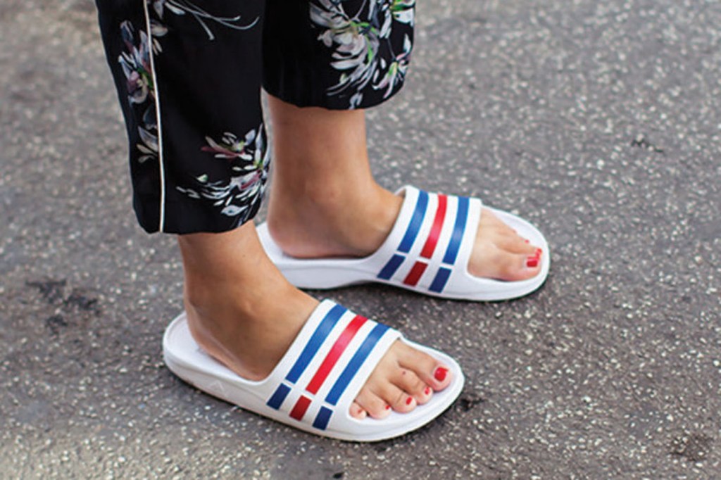 Slides: os chinelos estilosos que você vai querer usar no verão