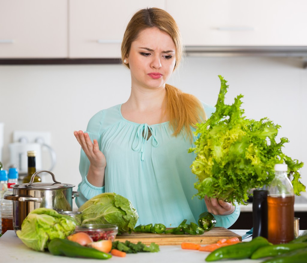 Mau humor por causa da dieta? Aprenda a driblar a situação