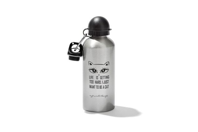 Squeeze, MyFavoriteThing(s), R$115, (<a href="https://www.myft.com.br" target="_blank" rel="noopener noreferrer">www.myft.com.br</a>) Squeeze, MyFavoriteThing(s), R$115, (<a href="https://www.myft.com.br" target="_blank" rel="noopener noreferrer">www.myft.com.br</a>)