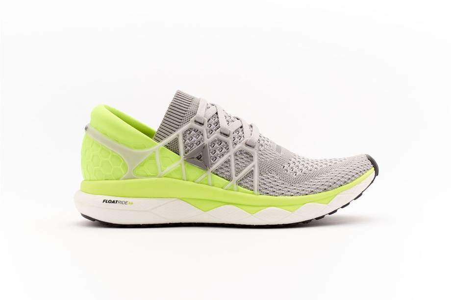 Tênis Floatride, Reebok, R$699,99 (<a href="https://www.reebok.com.br" target="_blank" rel="noopener noreferrer">www.reebok.com.br</a>)