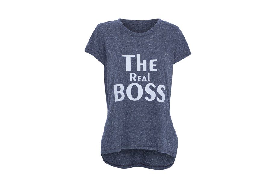 Camiseta, Pop Up Store, R$119 (<a href="https://www.popupstore.com.br" target="_blank" rel="noopener noreferrer">www.popupstore.com.br</a>)