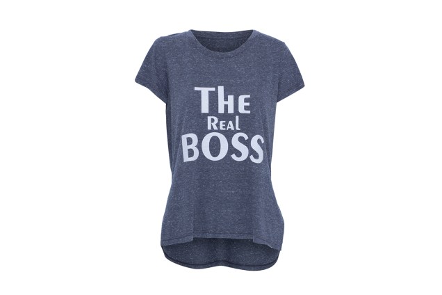 Camiseta, Pop Up Store, R$119 (<a href="https://www.popupstore.com.br" target="_blank" rel="noopener noreferrer">www.popupstore.com.br</a>) Camiseta, Pop Up Store, R$119 (<a href="https://www.popupstore.com.br" target="_blank" rel="noopener noreferrer">www.popupstore.com.br</a>)