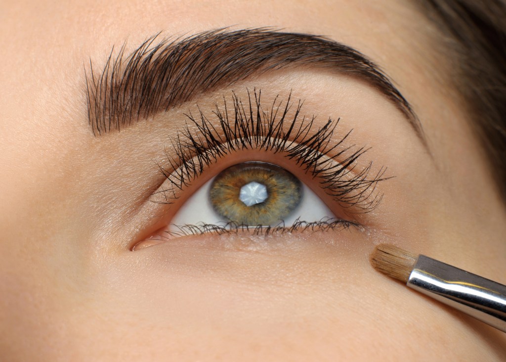 3 técnicas de micropigmentação para definir as sobrancelhas