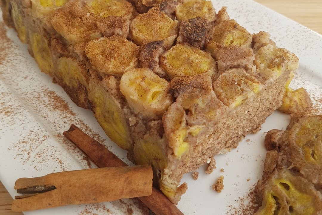 Bolo de banana invertida