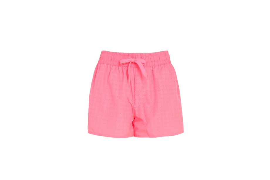 Shorts, Get Over para Renner R$39,90 (<a href="https://www.lojasrenner.com.br">www.lojasrenner.com.br</a>) Shorts, Get Over para Renner R$39,90 (<a href="https://www.lojasrenner.com.br">www.lojasrenner.com.br</a>)