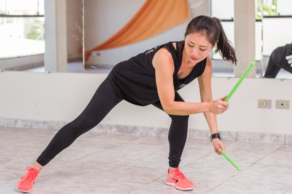 Pound Fitness: nova aula usa baquetas de bateria para emagrecer