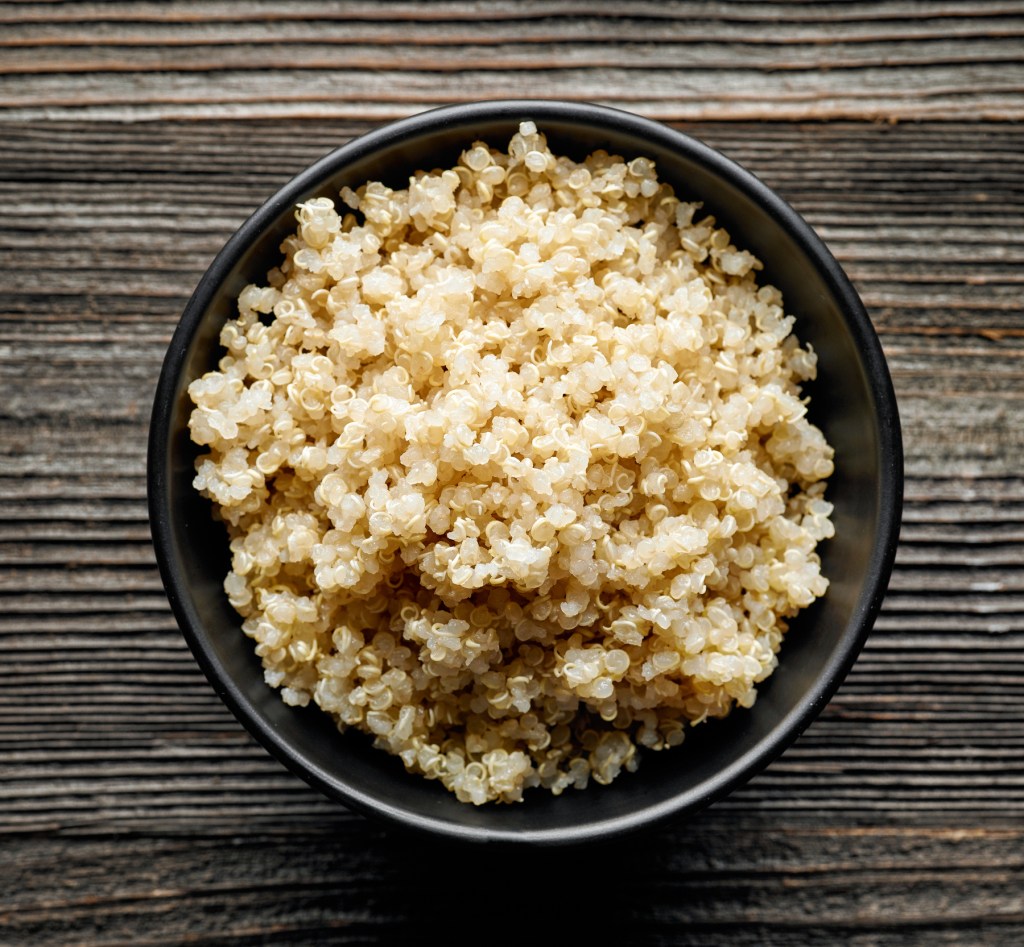 Quinoa: tudo sobre o carboidrato que você deve incluir na dieta
