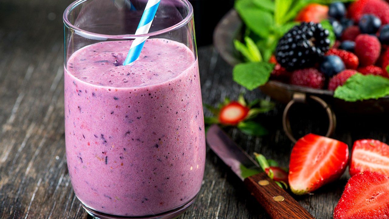 Shake de açaí e morango