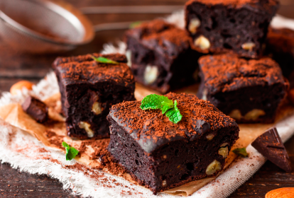 brownie com chocolate amargo