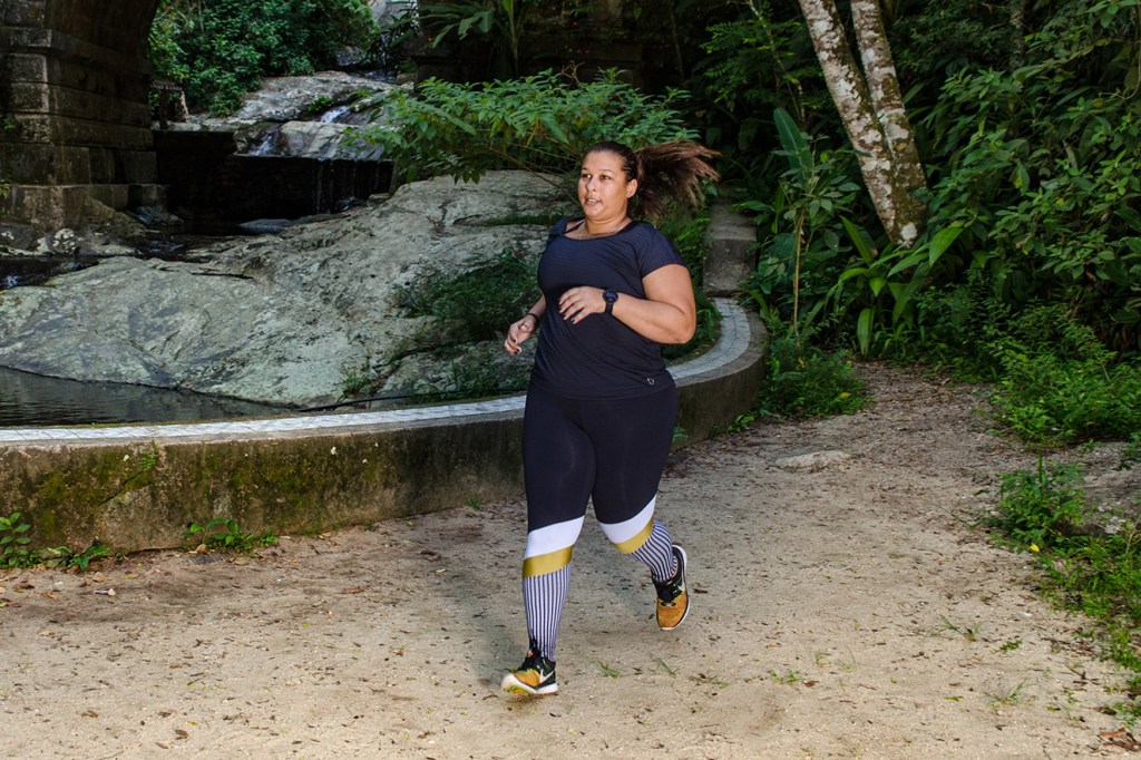 Com sobrepeso, ela fez meia maratona e quer incentivar mulheres