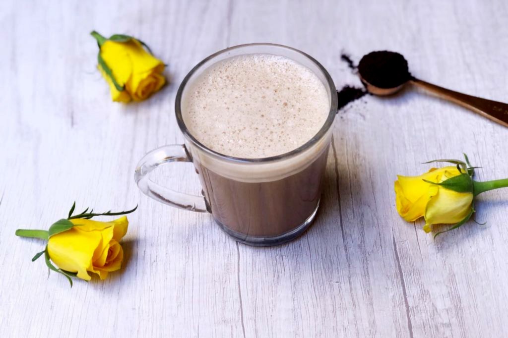 Bulletproof coffee: aprenda a receita básica da bebida que dá saciedade
