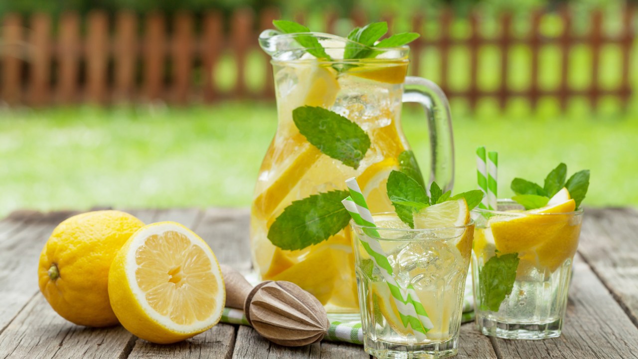 Jarra com limonada