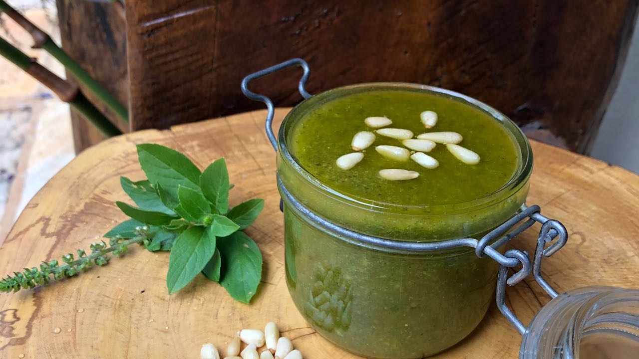 Molho pesto simples