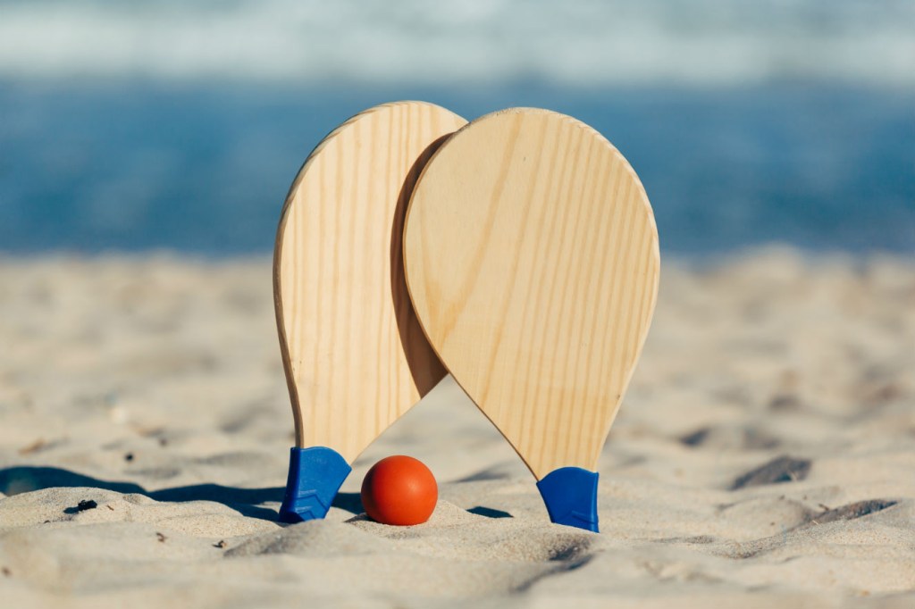 Os primeiros passos no beach tennis: como se preparar para o jogo
