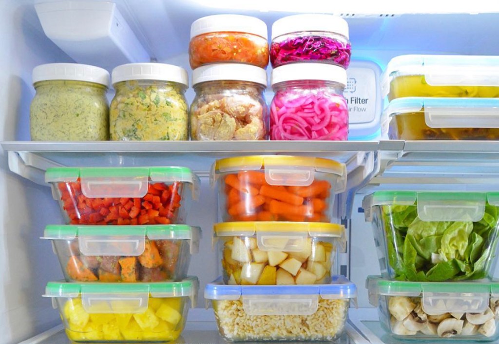 Uma família brasileira joga fora, em média, 129 quilos de comida por ano