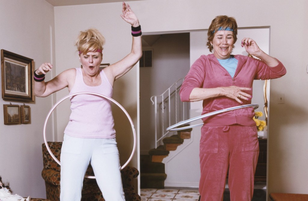 Melhores exercícios para a terceira idade (e dois treinos completos)