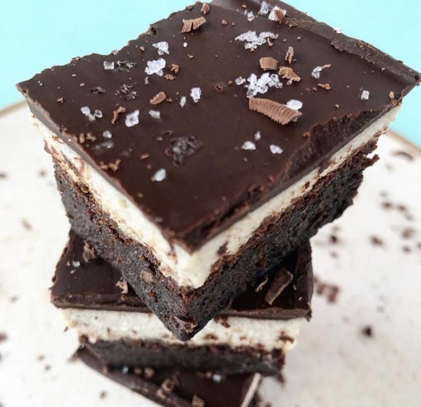 Receita de barras de brownie de batata-doce (brownie bars)