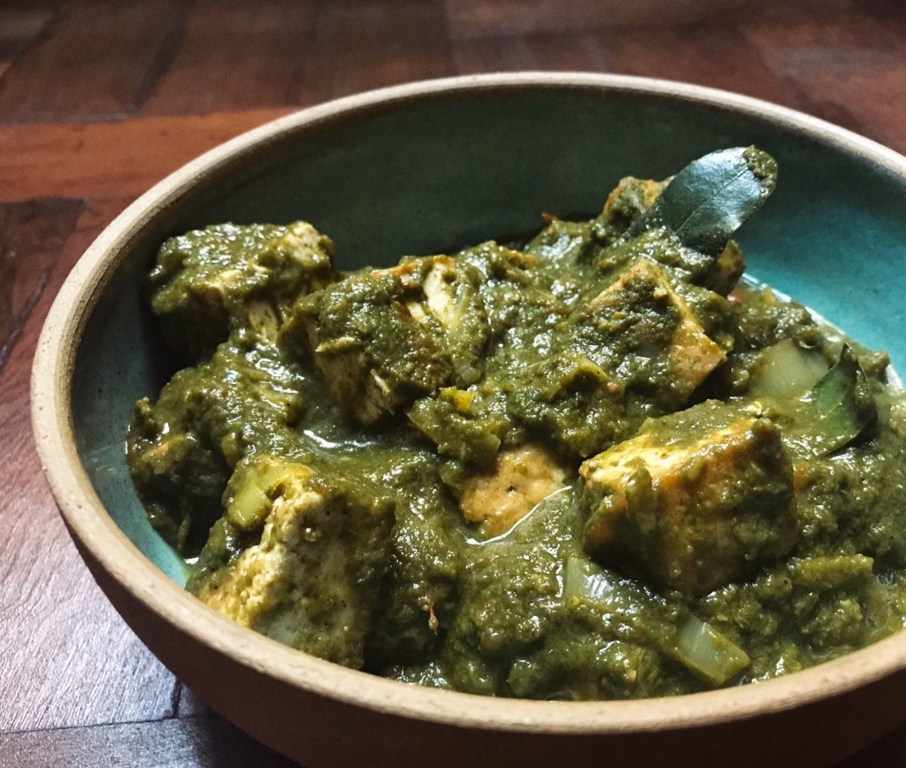 receita de curry de espinafre vegetariano