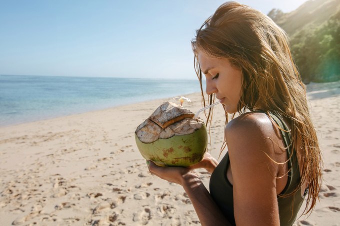 5 mitos e verdades sobre pele e alimentação no verão