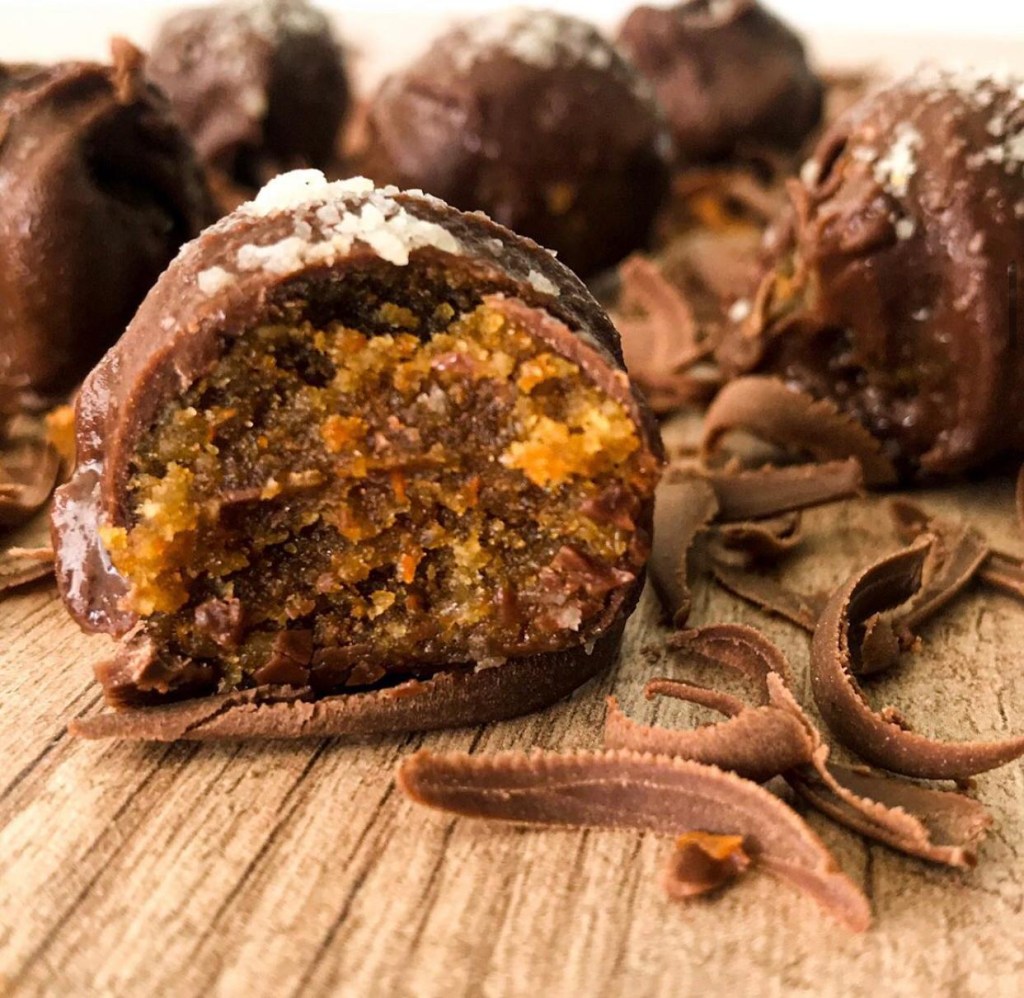 Receita de bombom gelado de cenoura, por Camila Botelho