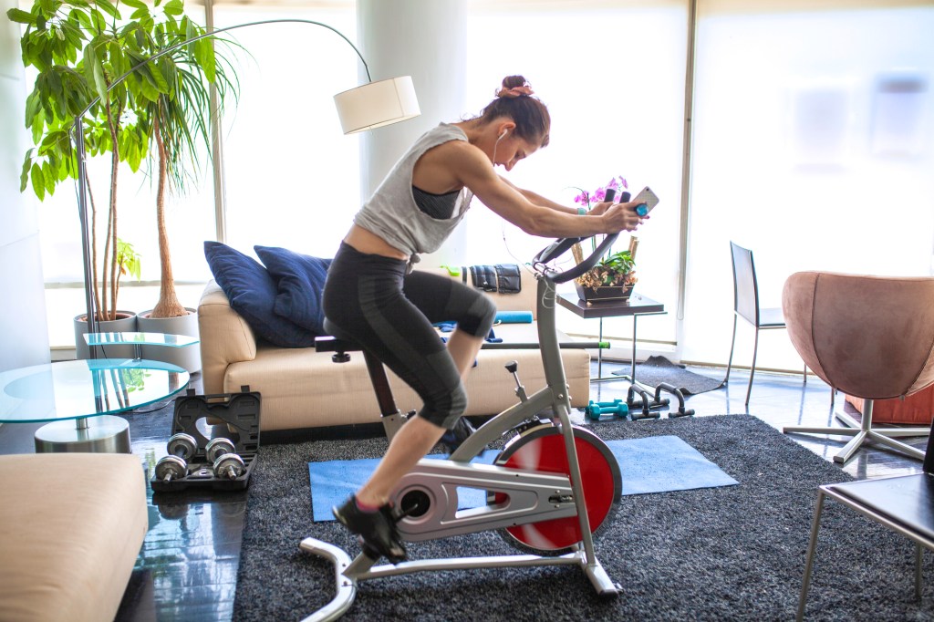 Spinning: a experiência do pedal na sala (da academia ou de casa)