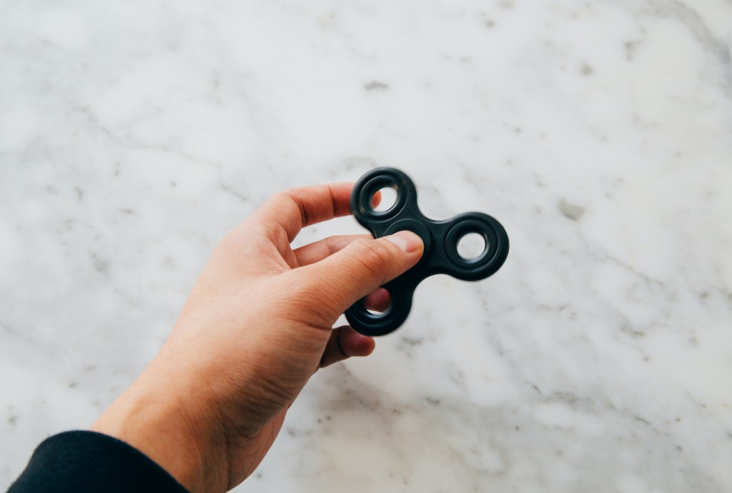 O que são Fidget Toys e como ajudam no estresse