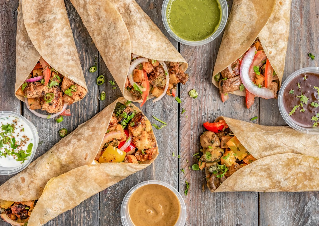 Receita: Wrapioca de Frango com Molho de Iogurte