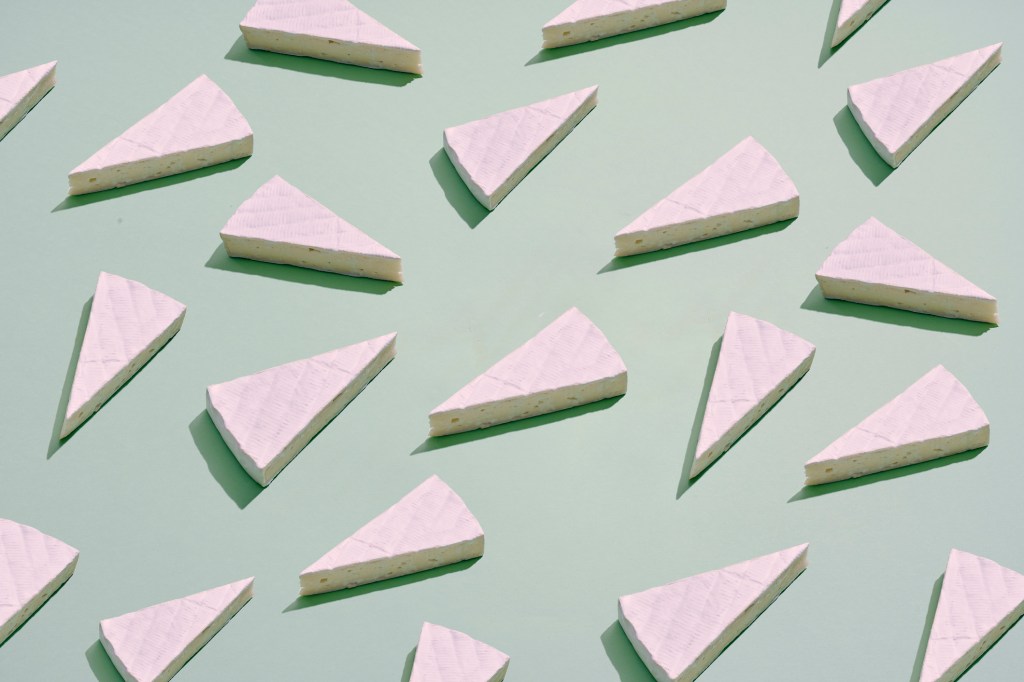 Guia do queijo vegano: conheça opções muito além do tofu