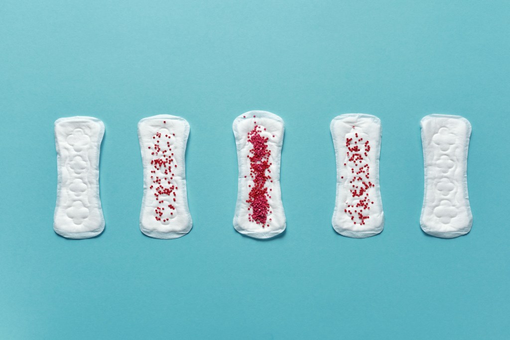 Entenda o que é spotting e se ele é a mesma coisa que escape menstrual