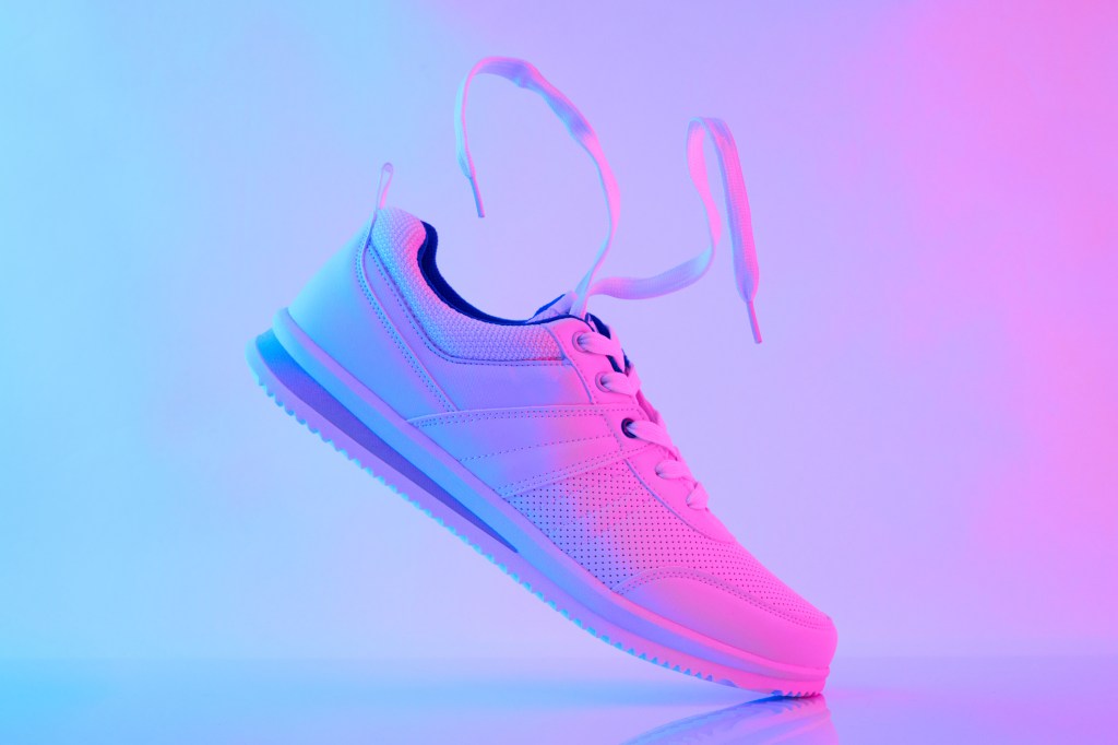 Tênis levíssimo para corrida e outras novidades do mundo da moda e beleza