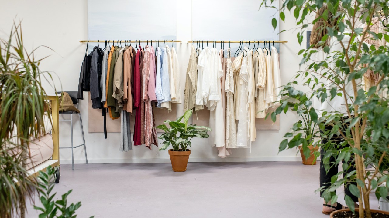 arara de roupas