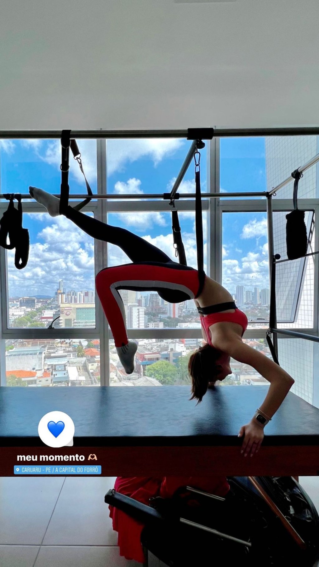 eslomarques_2951749068478177624 (1) Eslovênia Marques fazendo pilates