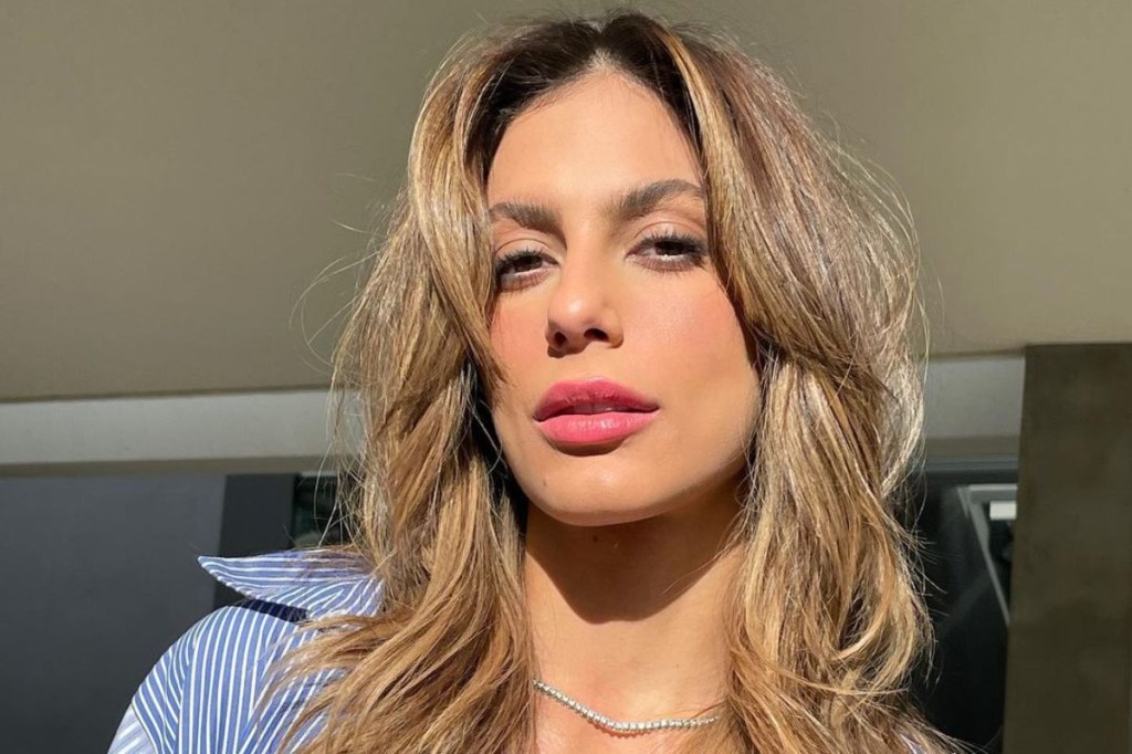 Mari Gonzalez faz remoção de tatuagem a laser. Como funciona a técnica?