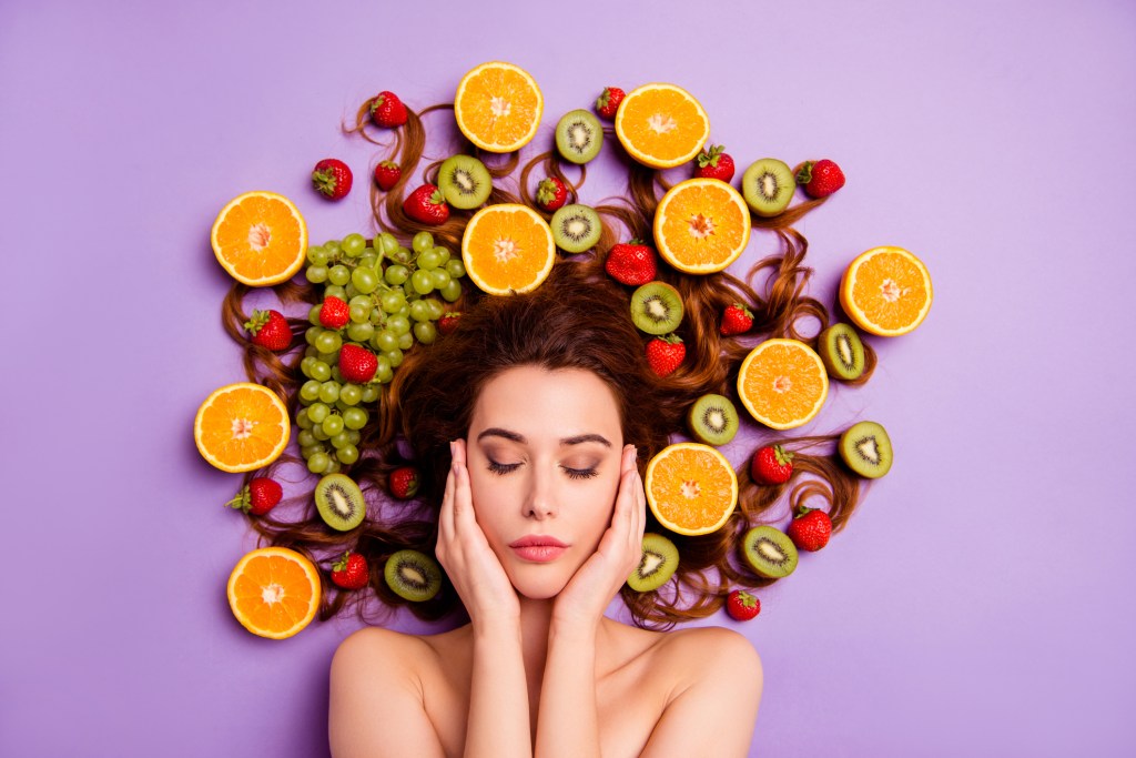 Os piores e os melhores alimentos para a pele