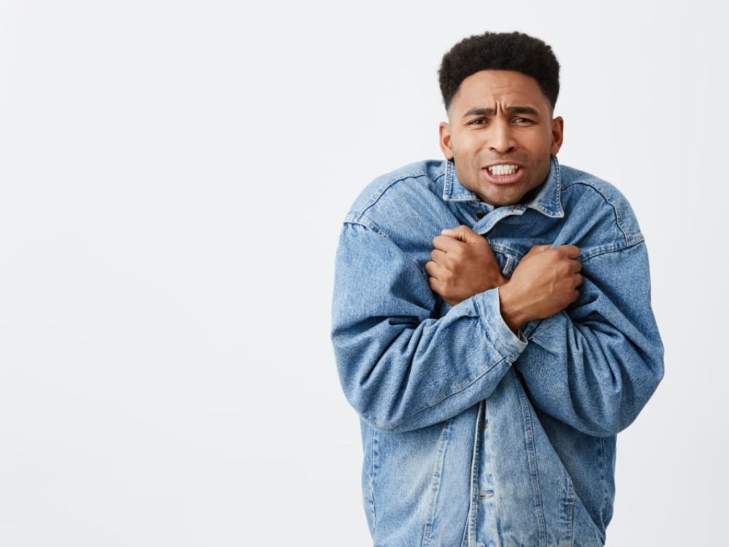 Por que sentimos mais dores no frio?