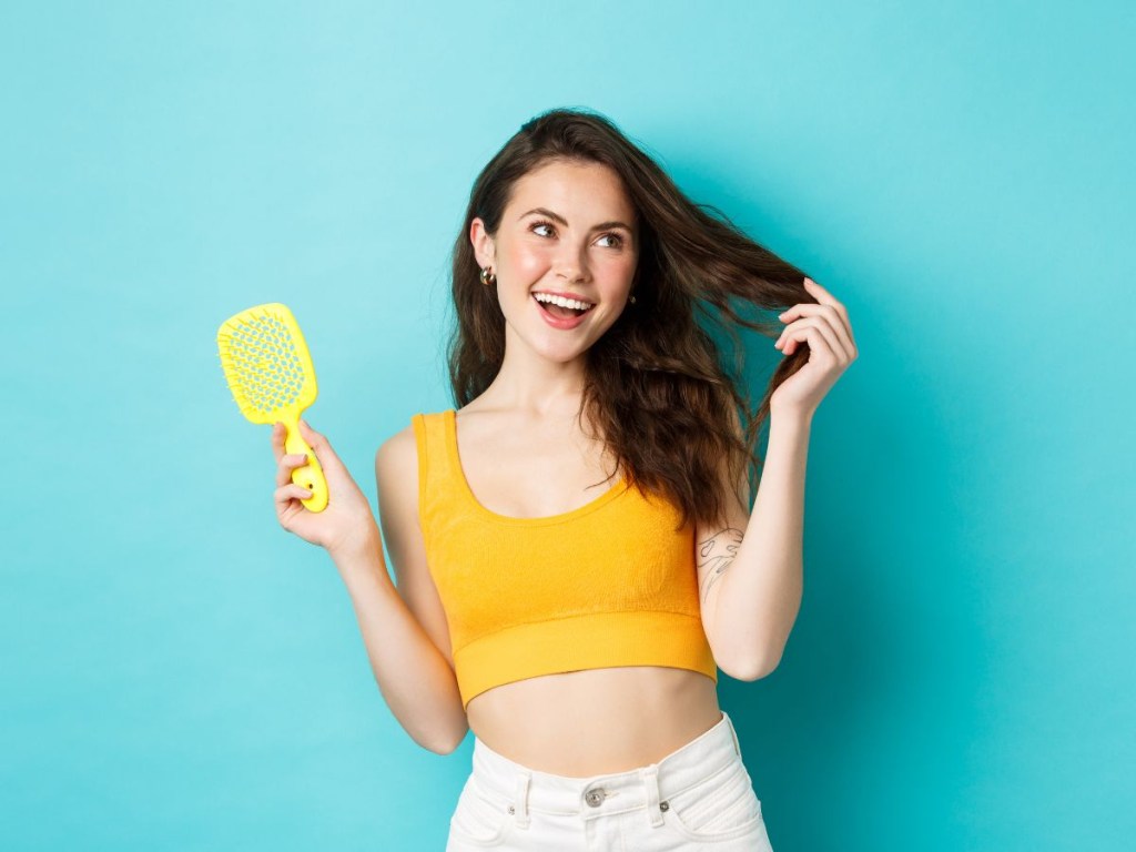 Escovas de cabelo: 8 opções que prometem não quebrar os fios
