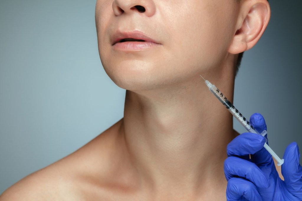 Quais são os benefícios de fazer botox no pescoço?