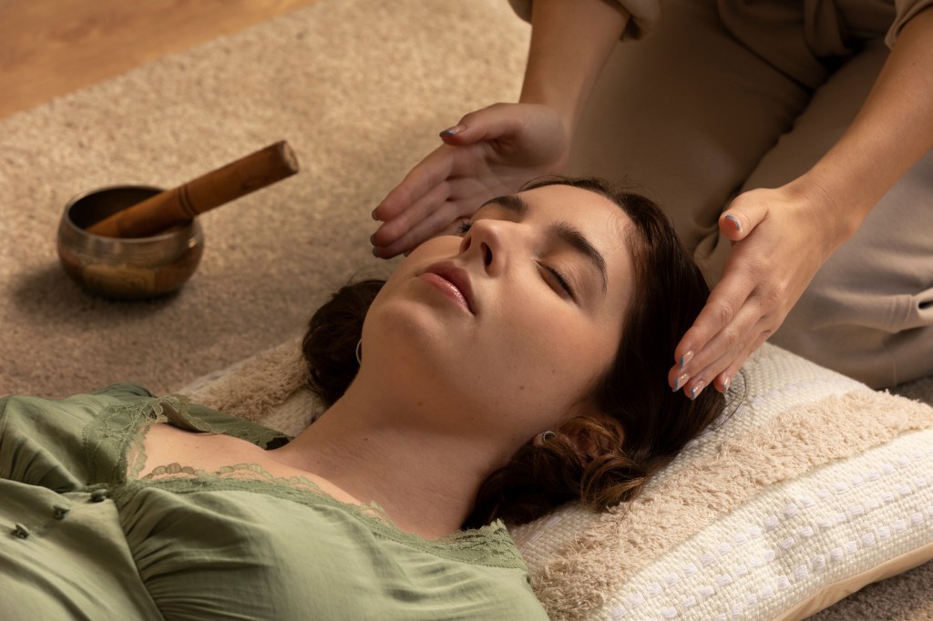 Como funciona o Reiki? O que a ciência diz sobre seus benefícios
