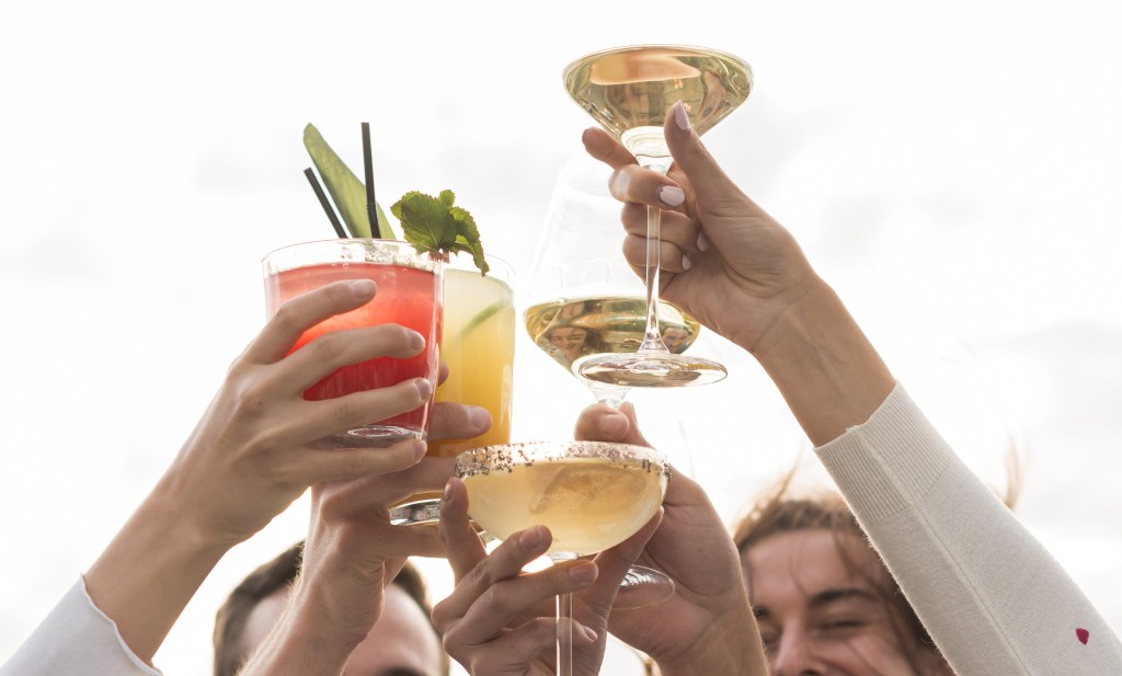 Drinks com sake: 2 receitas para se refrescar no calor