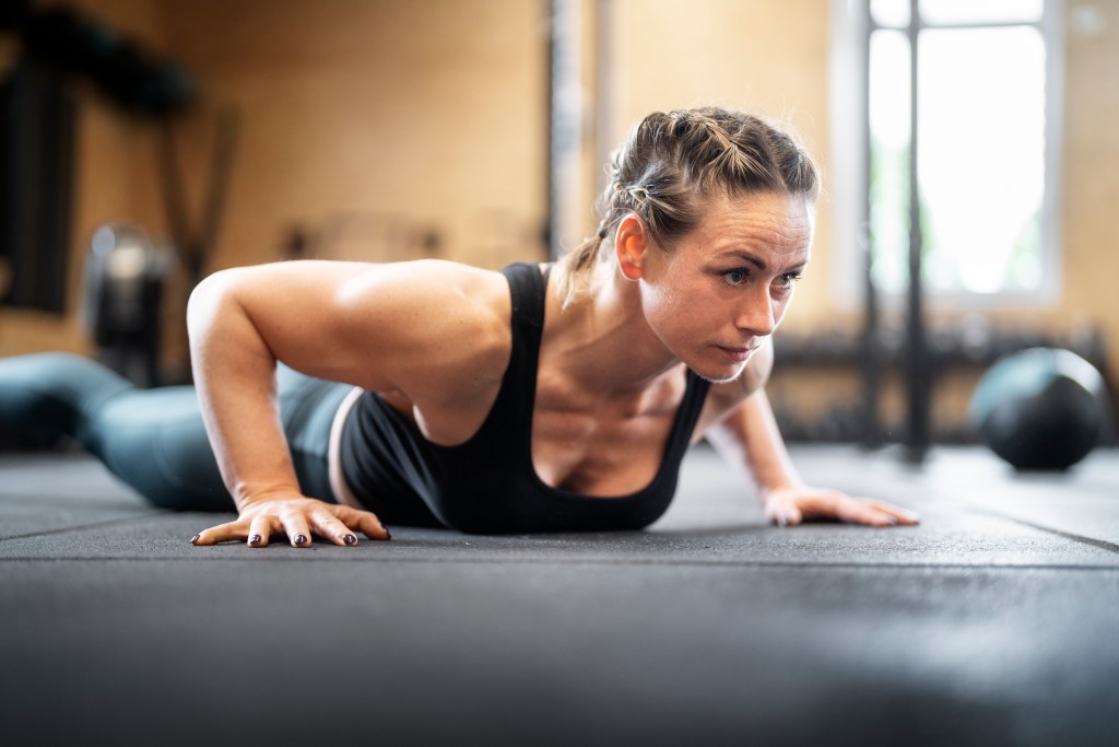 Quanto exercício fazer para queimar as calorias do fim de ano?